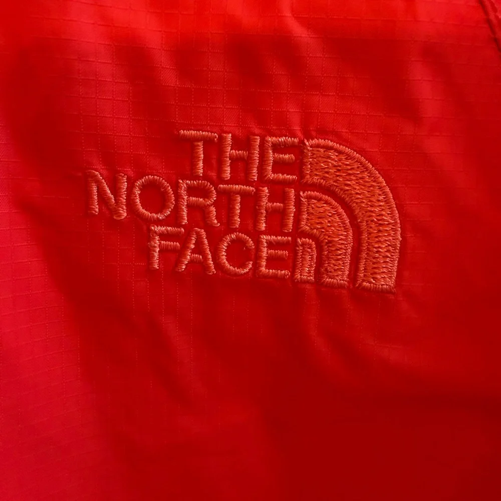 The North Face Raincoat - Picture 3 of 7